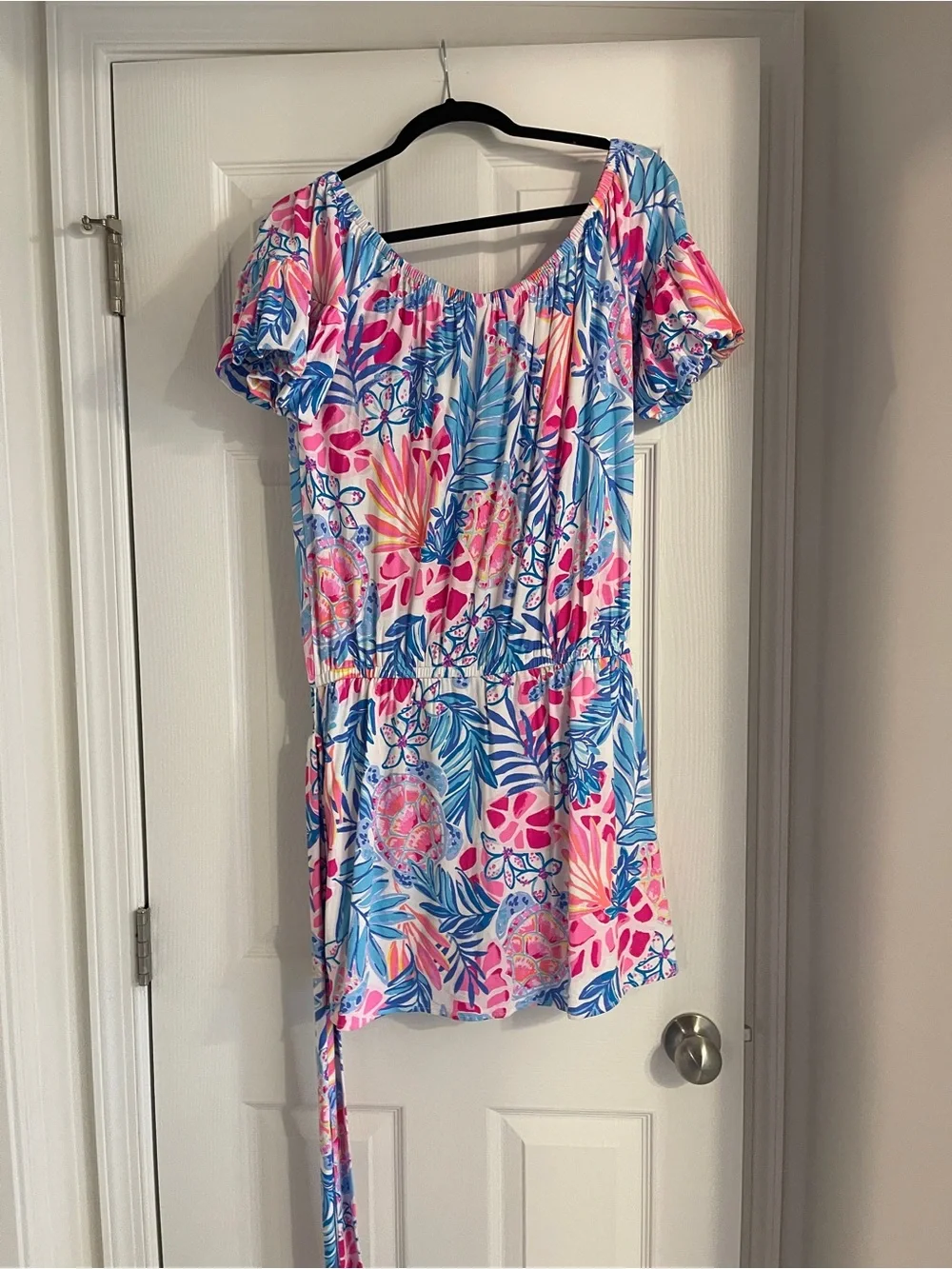 NWT Lilly Pulitzer Off-Shoulder Tropical Print Romper in Pink, Blue & Orange - Picture 5 of 5